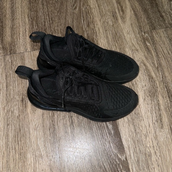 Nike Air Max 270 Triple Black Women’s Sneakers PRICE FIRM - Picture 3 of 6